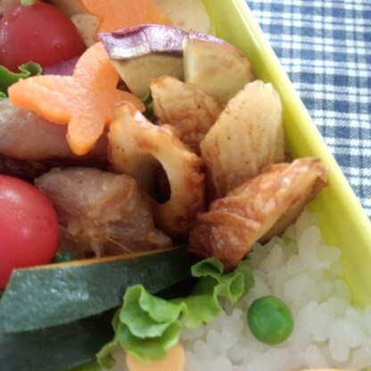 いつもはただ焼くだけのチクワ。カレー味で今日は長女も喜んでる事でしょう＾ｍ＾
簡単美味しいお弁当レシピ重宝します！
ご馳走様でした☆